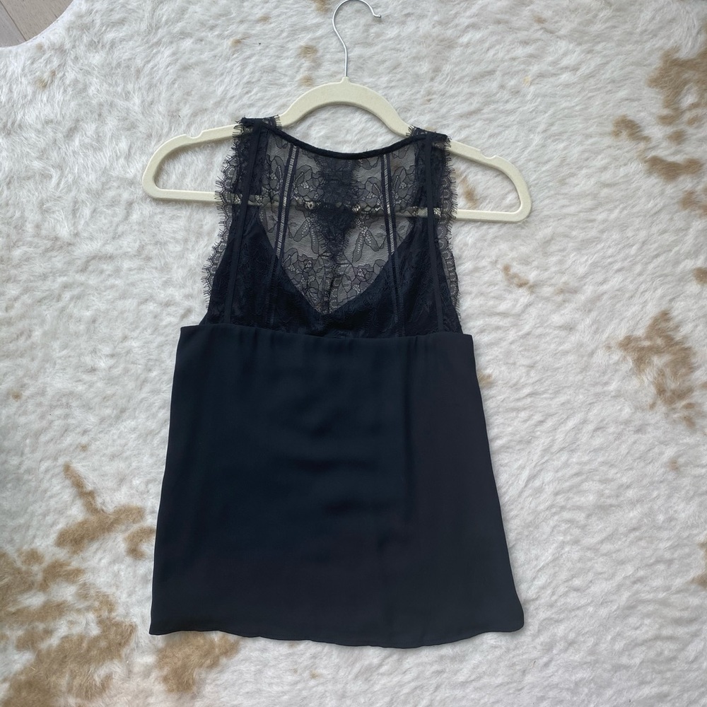 LOFT | Lace Shell Top - Picture 3 of 4